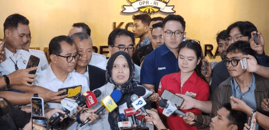 Bongkar Temuan di Lapas Cibinong, Ombudsman Ungkap Dua Mobil Mewah hingga Kartu RS Terpidana Korupsi